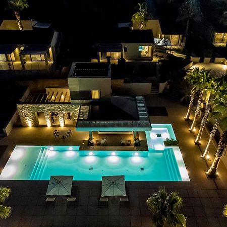 Insulae Resort 切法卢 外观 照片