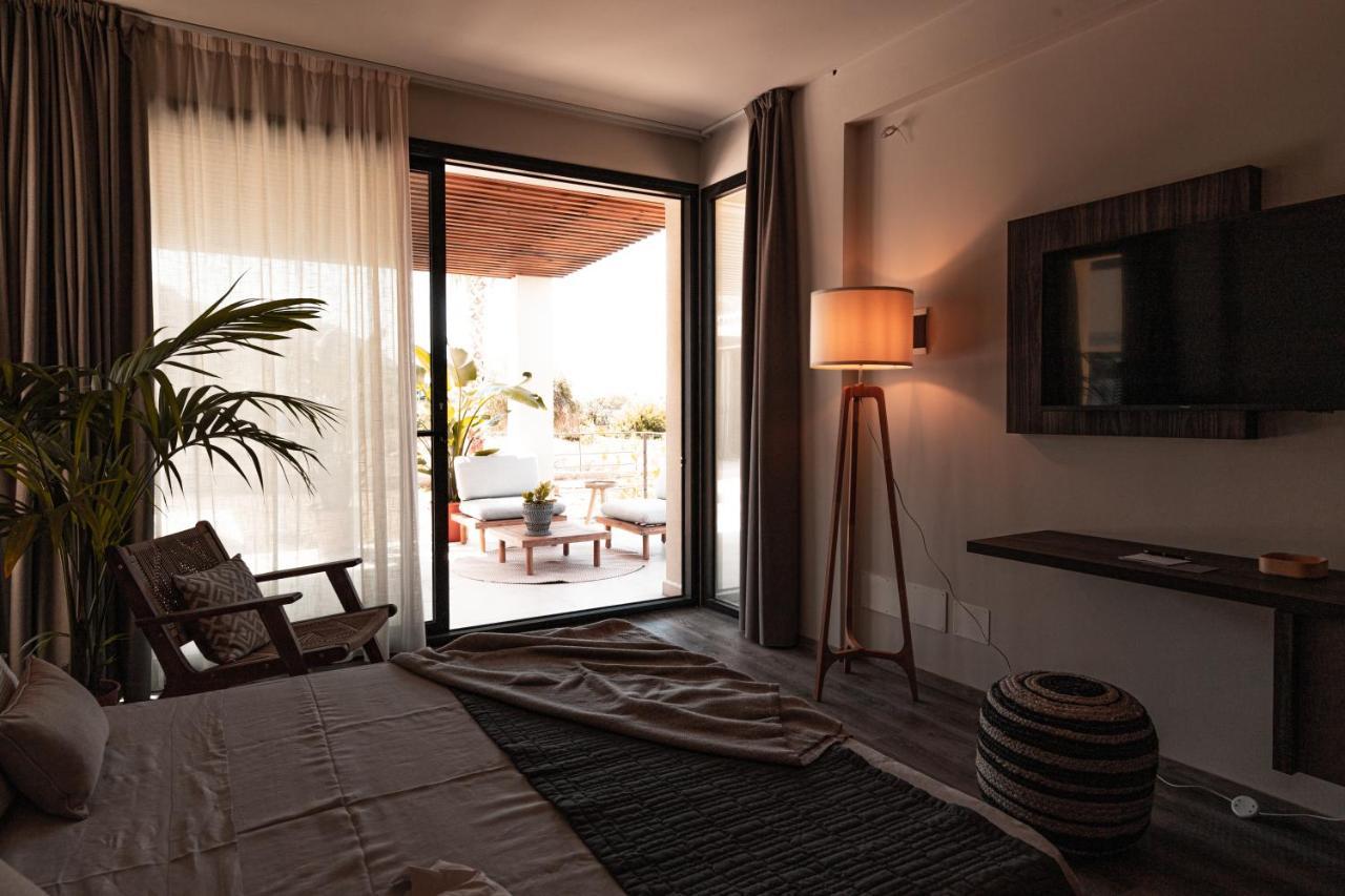 Insulae Resort 切法卢 外观 照片