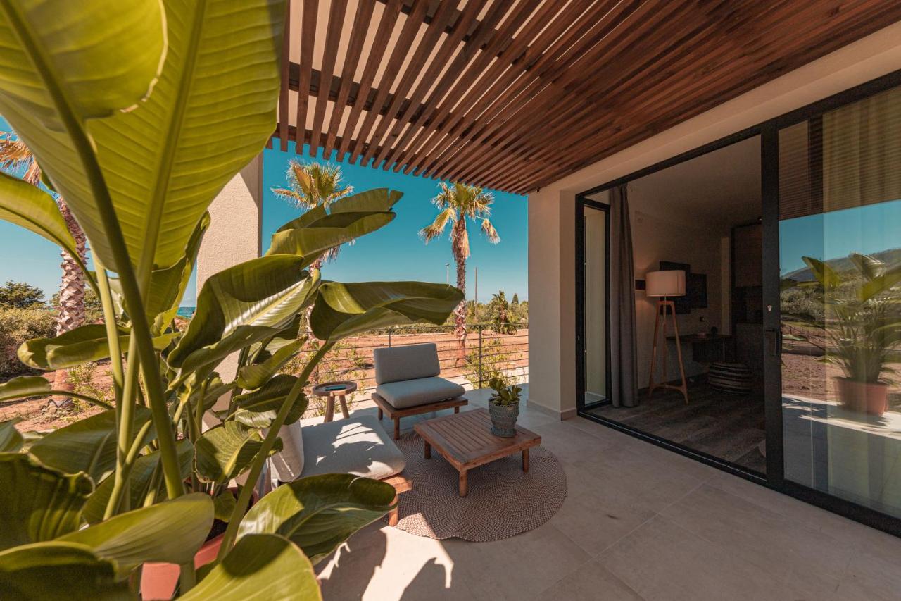 Insulae Resort 切法卢 外观 照片