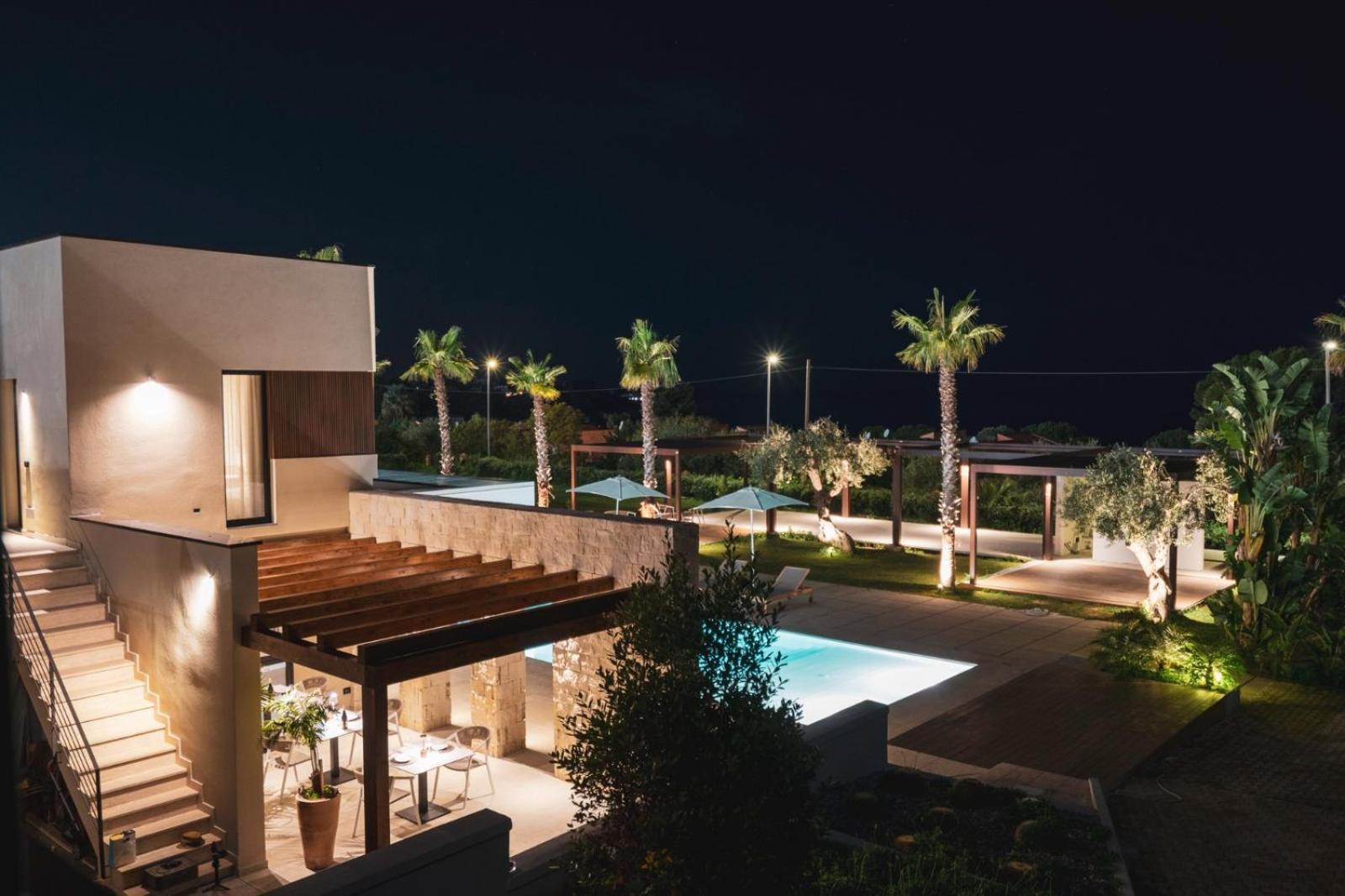 Insulae Resort 切法卢 外观 照片