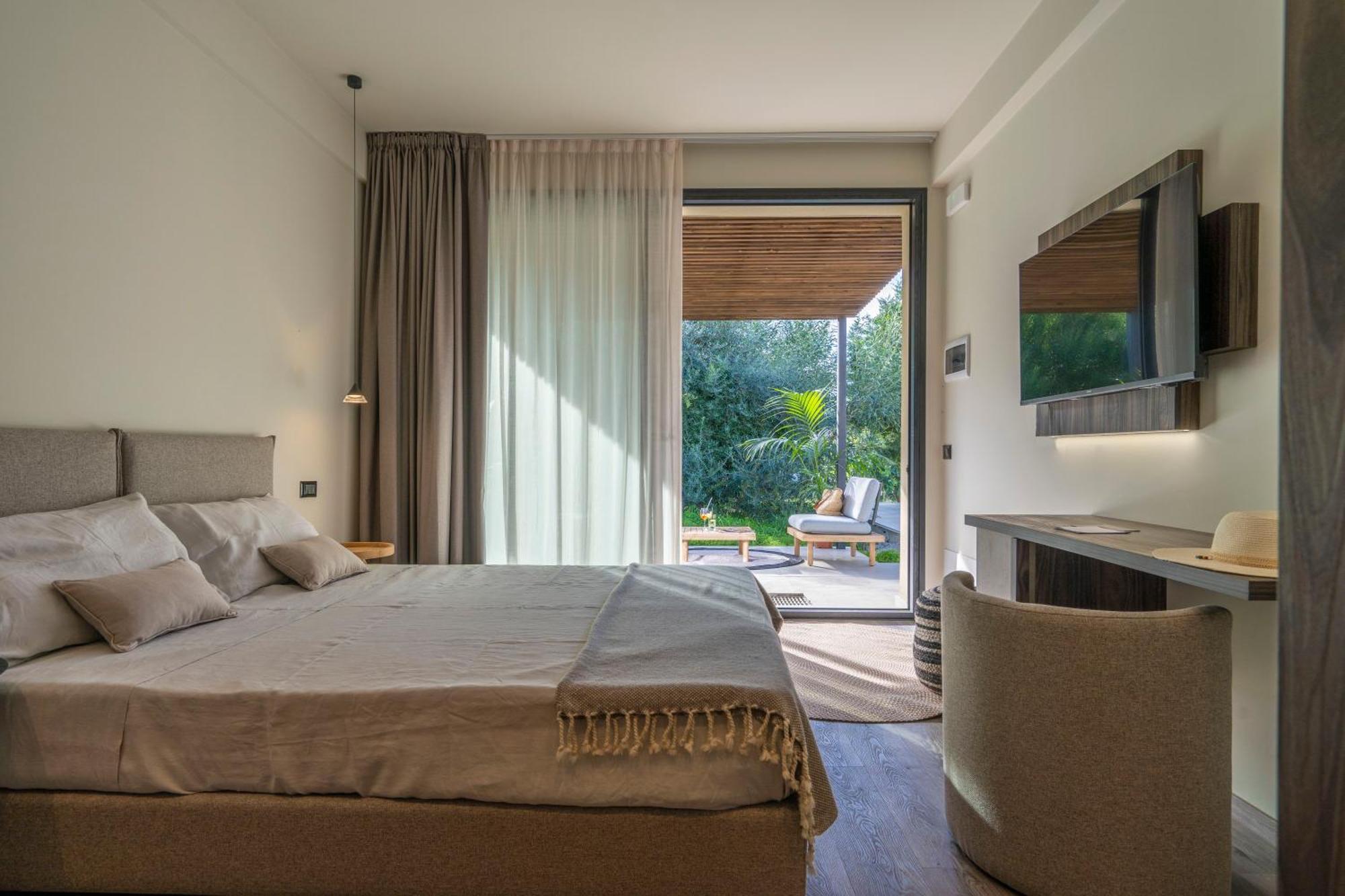 Insulae Resort 切法卢 外观 照片